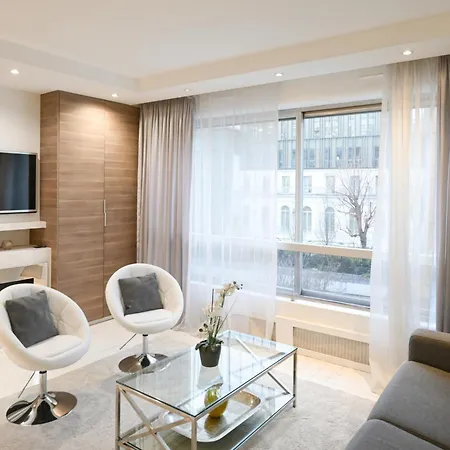 Modern & Peaceful 1bd By Champs-elysees With Ac Appartamento *