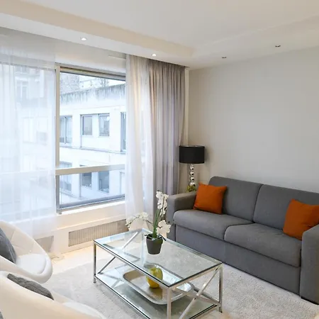 Appartamento Modern & Peaceful 1bd By Champs-elysees With Ac